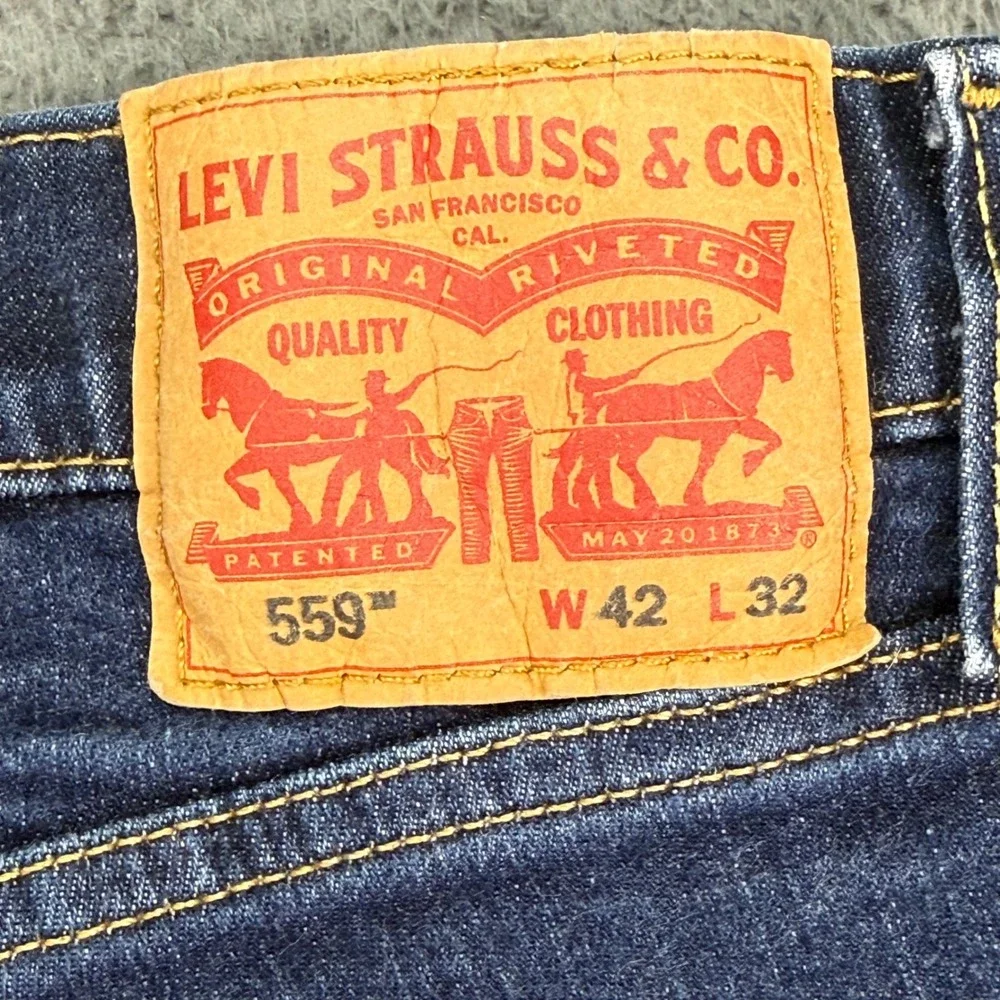 Levi's 559 Relaxed Straight Jeans Mens 42x32 Blue Dark Wash Stretch Denim